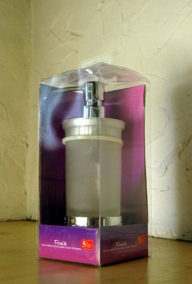 настольный дозатор жидкого мыла е863